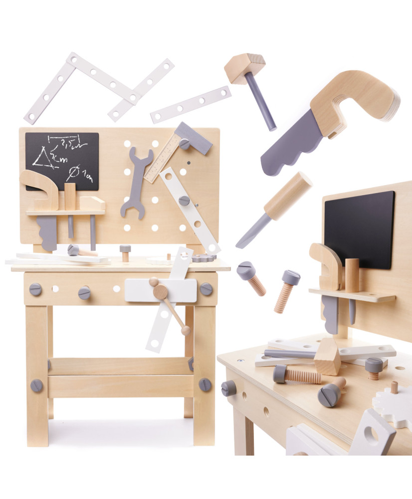 Koka darbnīca ar instrumentiem uz galda DIY komplekts