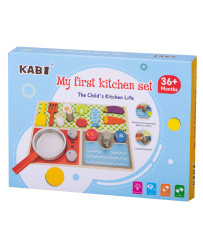 Children's kitchen plate with cutting board