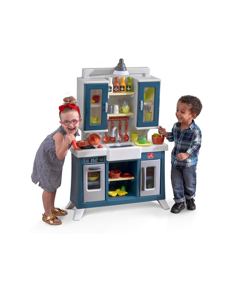 Moderna, reālistiska bērnu virtuve ar daudzām aksesuāriem Step2